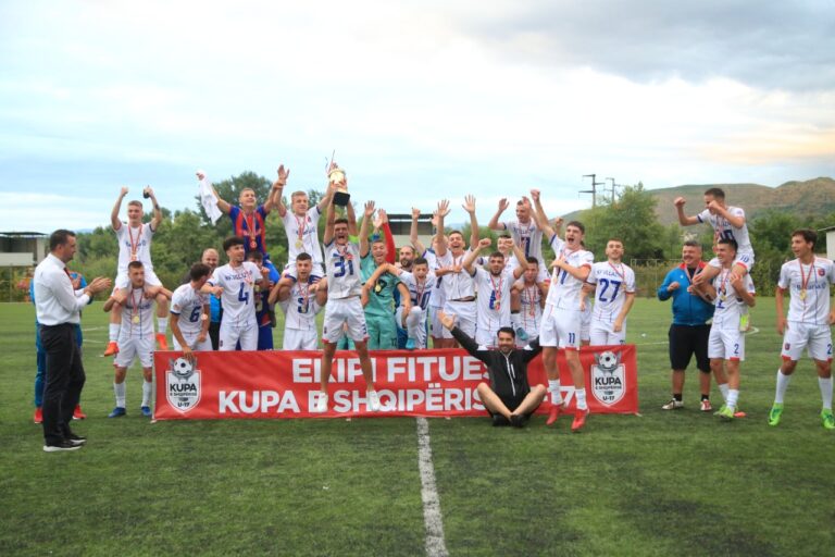 Vllaznia U17 pas titullit kampion, fiton edhe Kupën e Shqipërisë